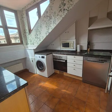 Apartment R2r - El Mirador Triplex Reformado En Cimadevilla - 1c152 Gijon